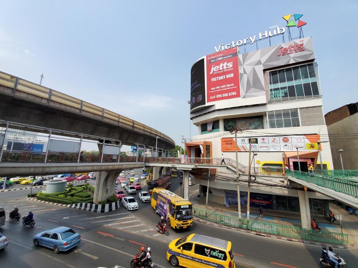 Vix Bangkok At Victory Monument Hotel Exterior photo